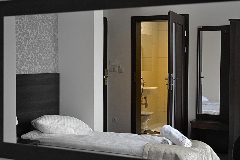 Hotel - Restauracja Koral Величка Экстерьер фото